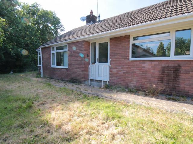 2 bedroom bungalow to rent