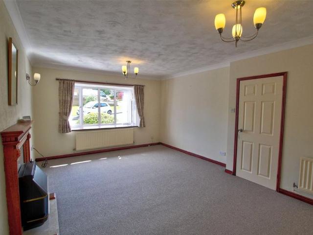 2 bedroom bungalow to rent
