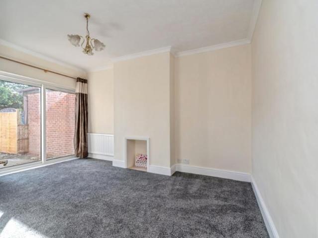 2 bedroom bungalow to rent Chantry Avenue, Kempston, Bedford, Bedfordshire, MK42