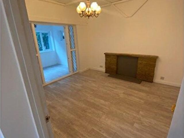 2 Bedroom Bungalow To Rent In Beaumanor Road, Leicester, LE4