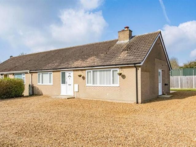 2 Bedroom Bungalow To Rent In Kettering Road, Weldon, Corby, NN17