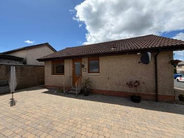 2 bedroom Bungalow to rent in Lochgelly