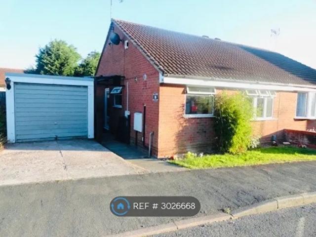 2 Bedroom Bungalow To Rent In Stoneywell Road, Leicester, LE4