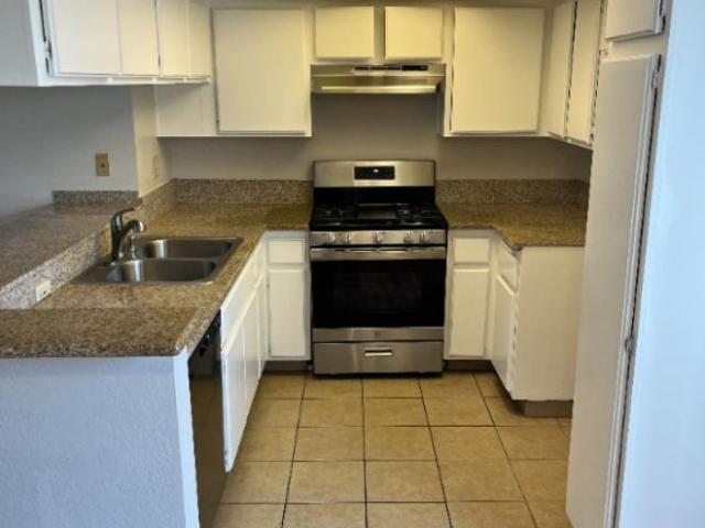 2 bedroom, Burbank CA 91501 105098908