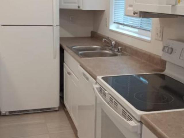 2 bedroom, Burien WA 98166 105920230