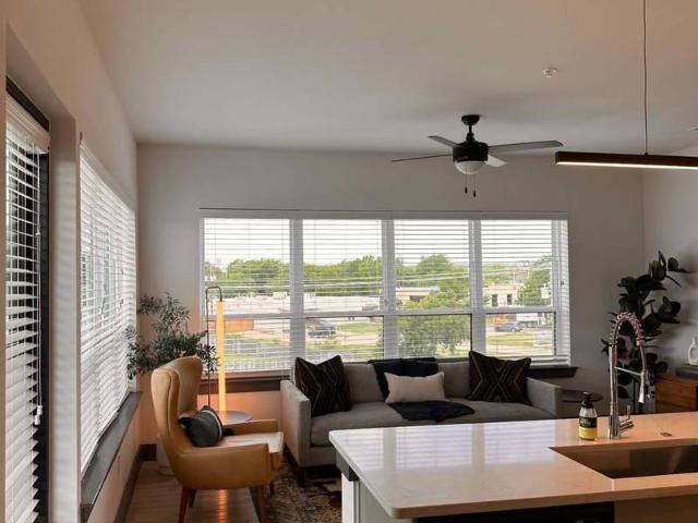 2 bedroom, Burleson TX 76028 104140881