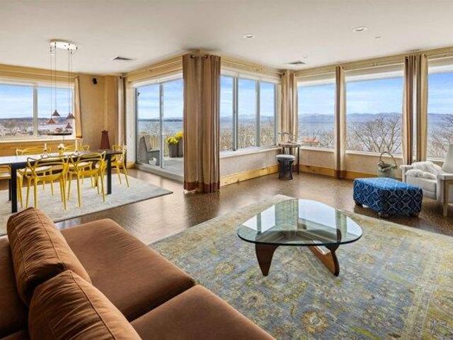 2 bedroom, Burlington VT 05401 104850927