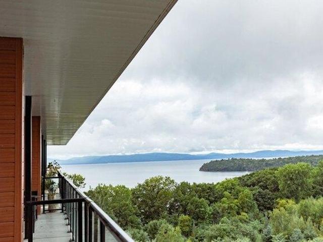 2 bedroom, Burlington VT 05401 105476963