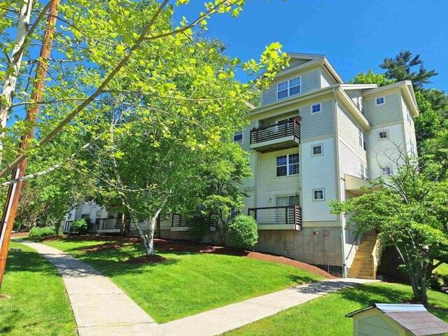 2 bedroom, Burlington VT 05401 105497360