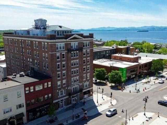 2 bedroom, Burlington VT 05401 105498234