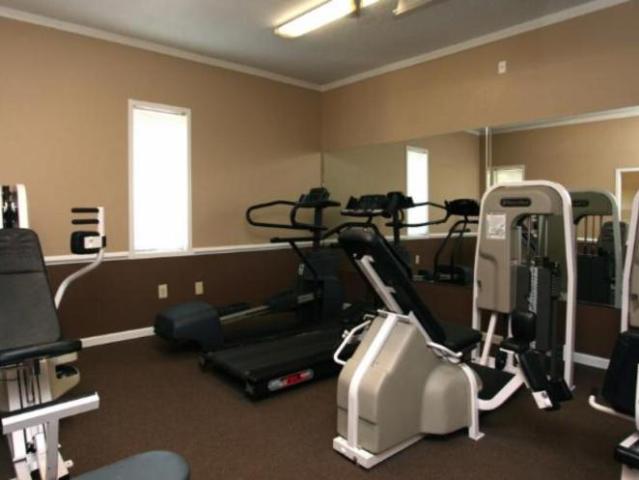 2 bedroom, Burlington NC 27215 106022651