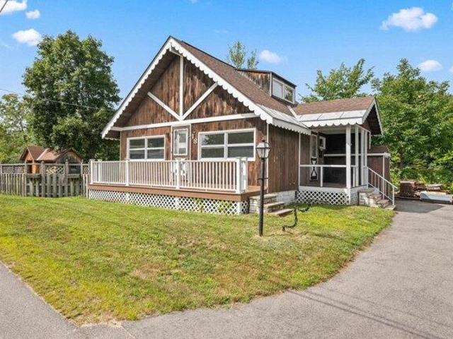 2 bedroom, Gorham NH 03581 105533185