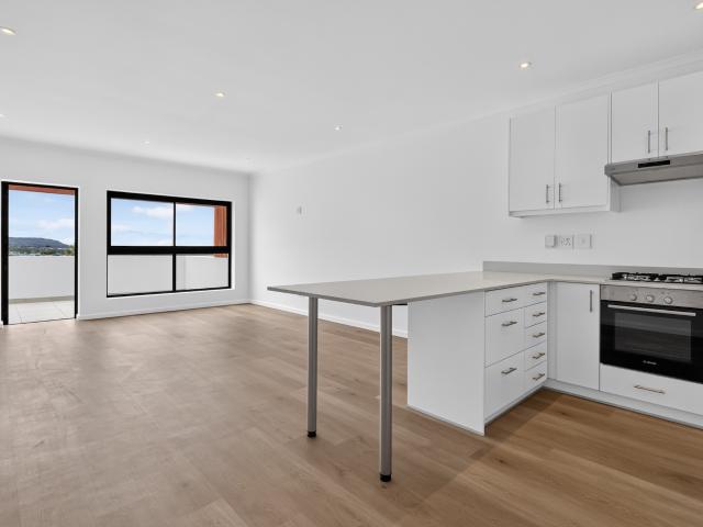 2 Bedroom Gated Estate To Let in Capri