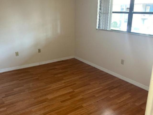 2 bedroom, Gainesville FL 32608 106218233
