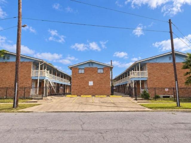 2 bedroom, Galveston TX 77550 106166911