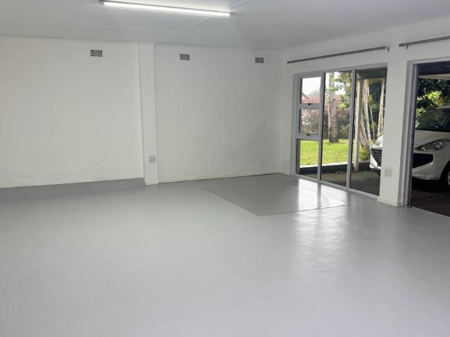 2 Bedroom Garden Cottage in Everton