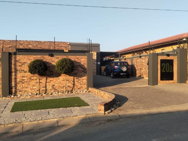 2 Bedroom Garden Cottage To Let in Noordheuwel