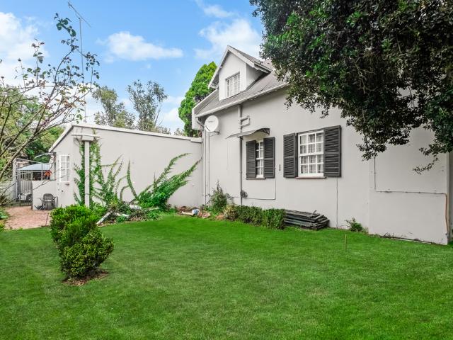 2 Bedroom Garden Cottage To Let in Edenburg