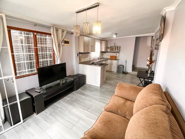 2 Bedroom Garden Cottage To Let in Park Hill