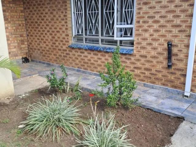 2 Bedroom Garden Cottage To Let in Riyadh