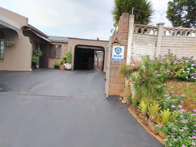 2 Bedroom Garden Cottage To Let in Shallcross