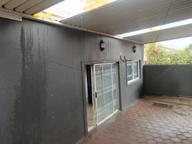 2 Bedroom Garden Cottage To Let in Umbilo