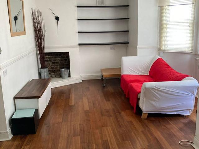 2 Bedroom Garden Flat – SE18