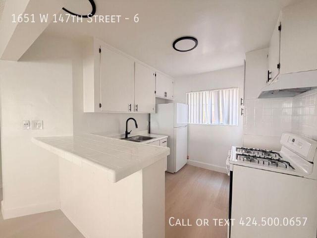 2 bedroom, Gardena CA 90247 104823472
