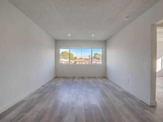 2 bedroom, Gardena CA 90247 106213953
