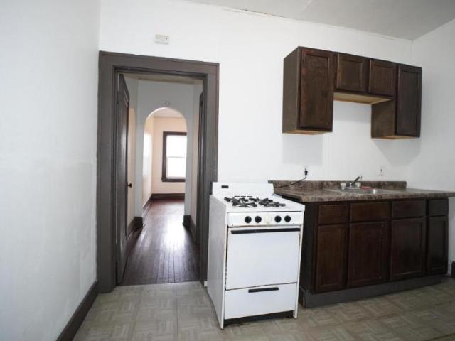 2 bedroom, Gary IN 46407 105732638