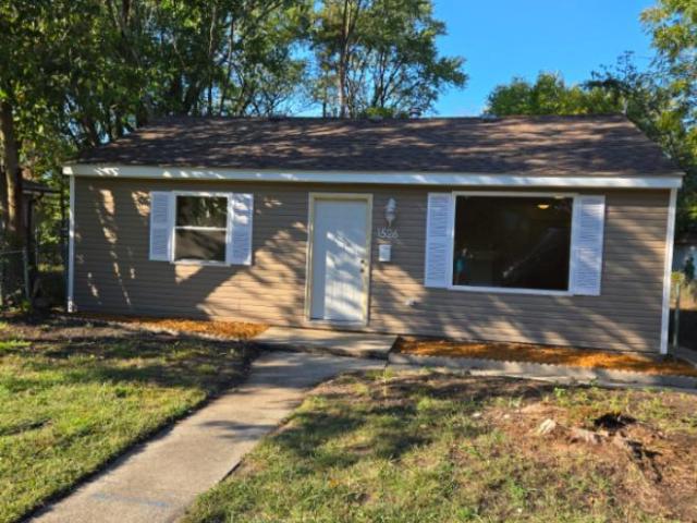 2 bedroom, Gary IN 46409 105902615