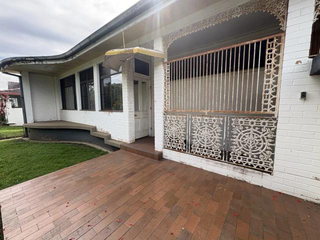 2 BEDROOM GEM IN A PRIME LOCATION – WALK TO THE PARK & NEW GRAFTON POOL
