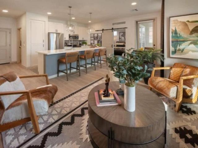 2 bedroom, Gilbert AZ 85296 105970198