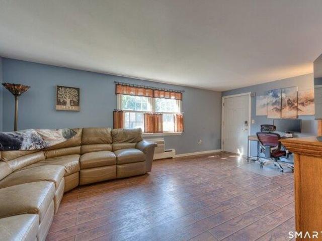 2 bedroom, Glastonbury CT 06033 105276566