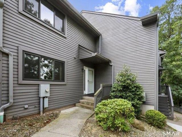 2 bedroom, Glastonbury CT 06033 105537024