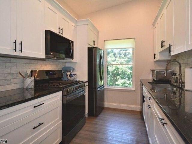 2 bedroom, Glen Gardner NJ 08826 105278800