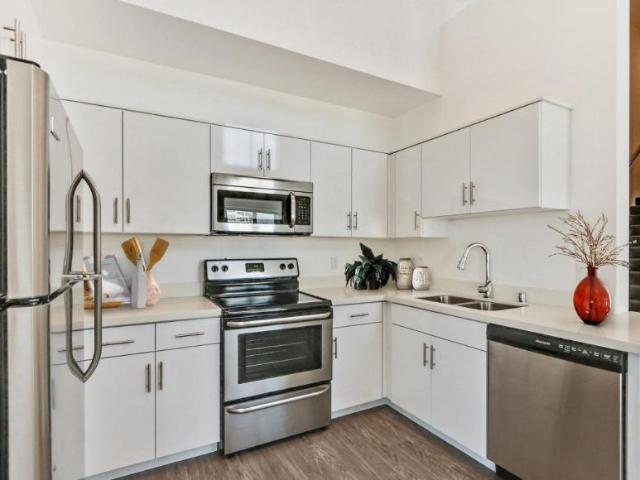 2 bedroom, Glendale CA 91206 104413522