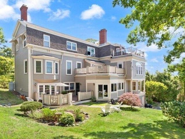 2 bedroom, Gloucester MA 01930 105424387