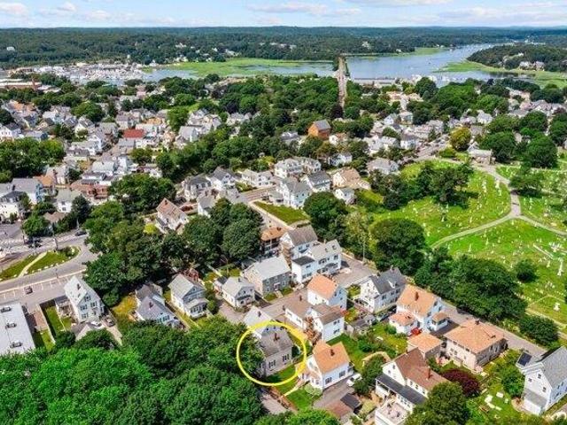2 bedroom, Gloucester MA 01930 105439174