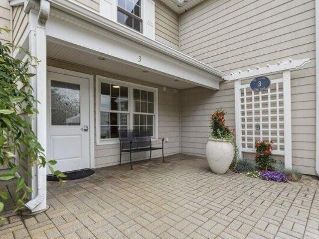 2 bedroom, Gloucester MA 01930 105629212