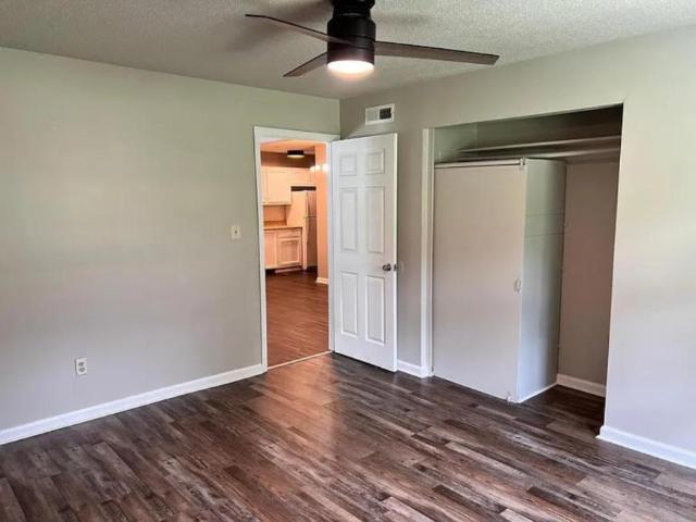 2 bedroom, Graham NC 27253 LS105778891