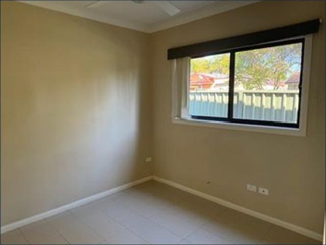 2 BEDROOM GRANNY FLAT IN GREAT LOCATION!