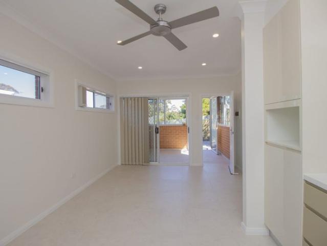 2 Bedroom Granny Flat in the Heart of Castle Hill