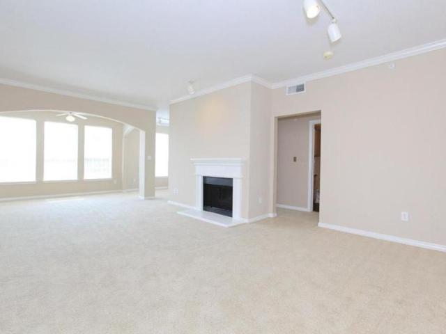 2 bedroom, Grand Prairie TX 75050 LS96222848