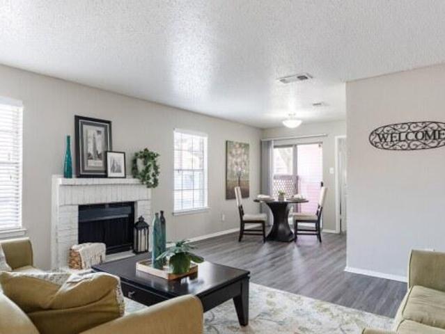2 bedroom, Grapevine TX 76051 105851415