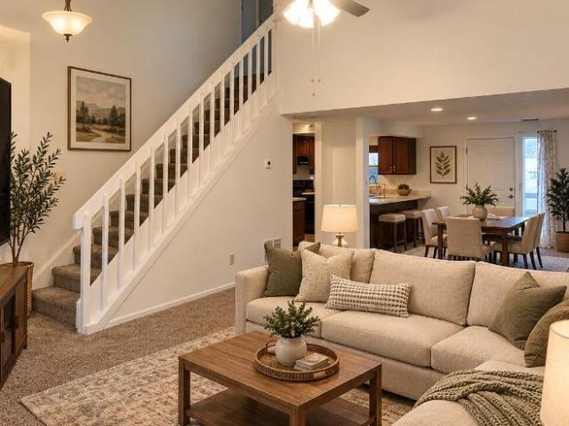 2 bedroom, Greenwood IN 46143 105989622