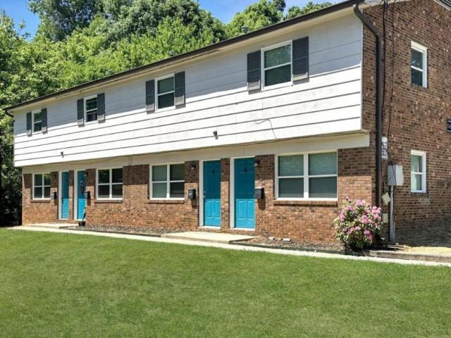 2 bedroom, Greensboro NC 27401 LS105732620