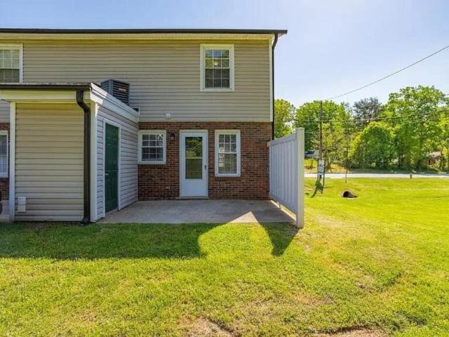 2 bedroom, Greensboro NC 27405 105988235