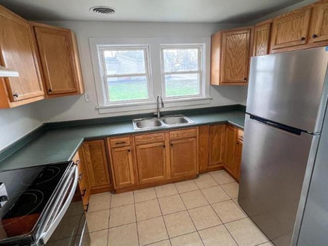 2 bedroom, Greensburg PA 15601 105389945