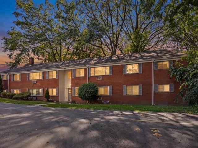 2 bedroom, Greece NY 14616 104201579